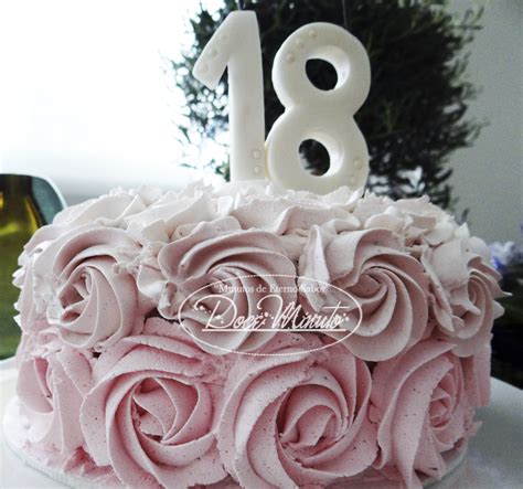 modelo de bolo para adulto|Bolo de 18 Anos: 43 modelos incríveis para você se inspirar.